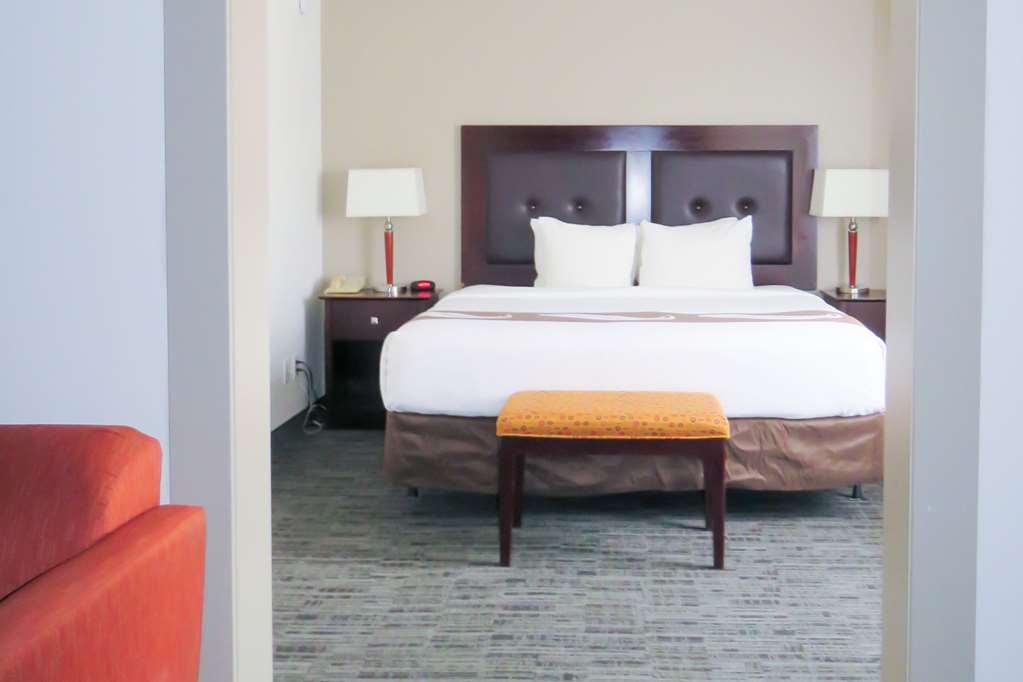 Quality Inn & Suites Everett Phòng bức ảnh
