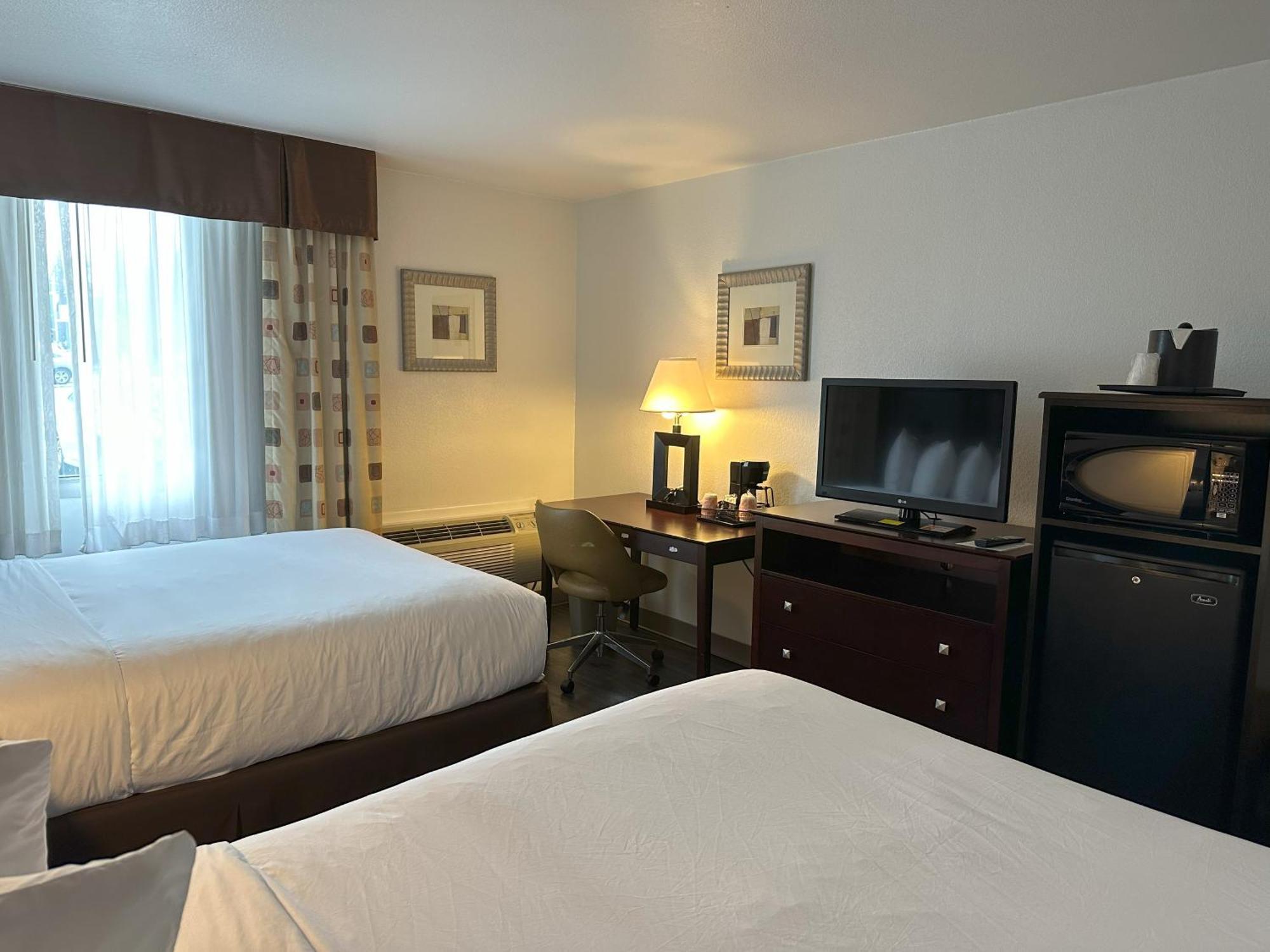 Quality Inn & Suites Everett Ngoại thất bức ảnh