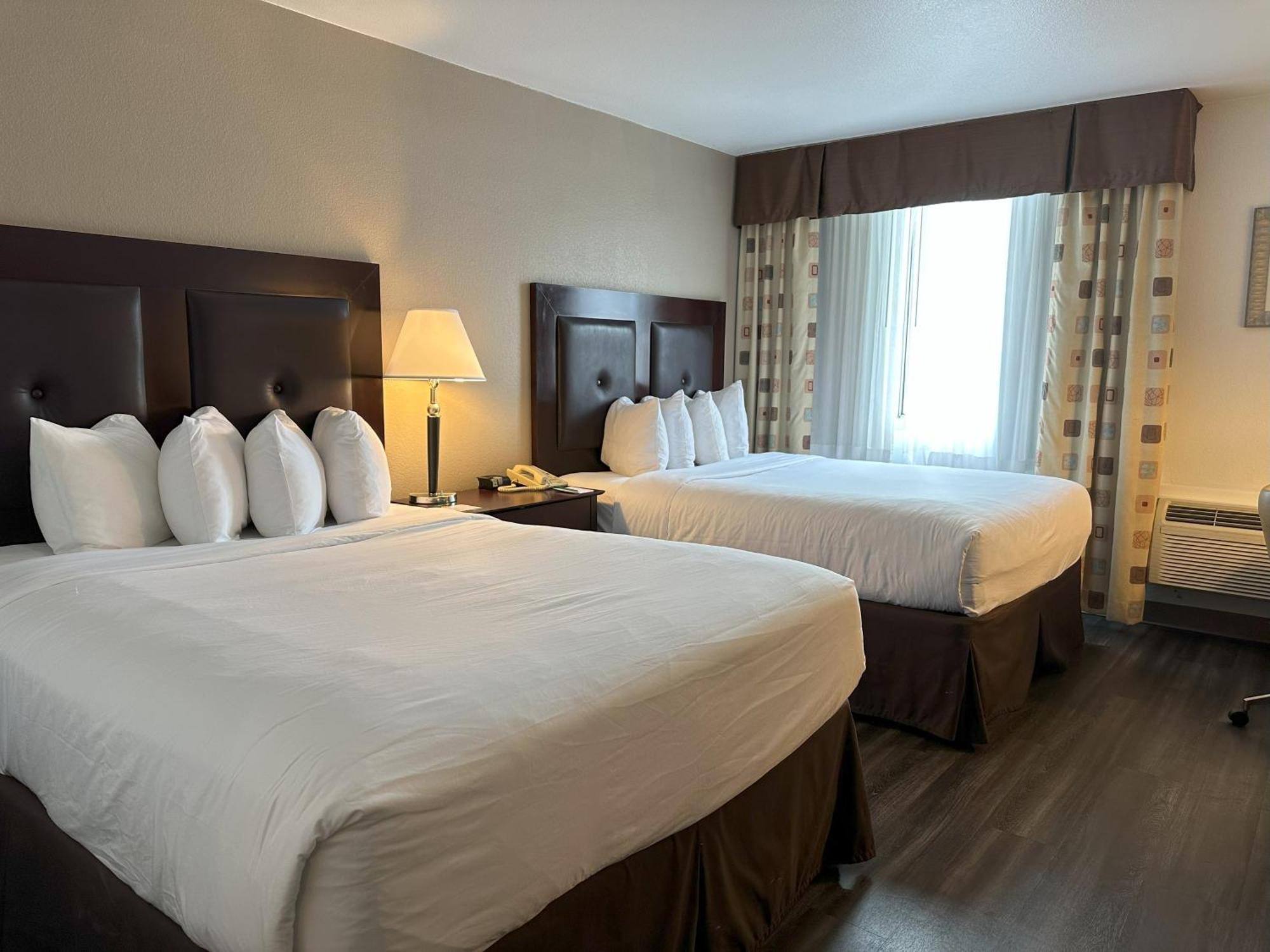 Quality Inn & Suites Everett Ngoại thất bức ảnh