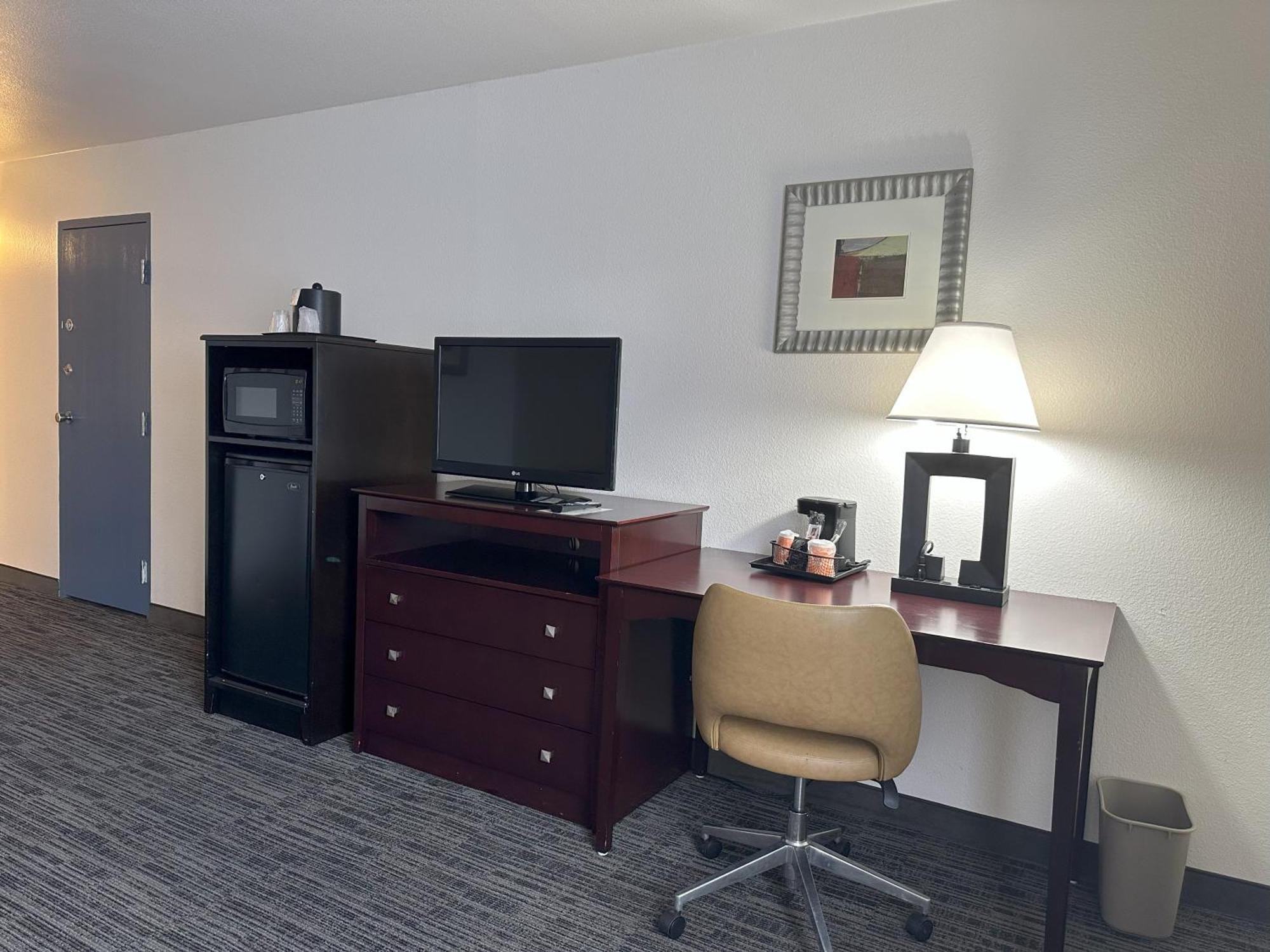 Quality Inn & Suites Everett Ngoại thất bức ảnh