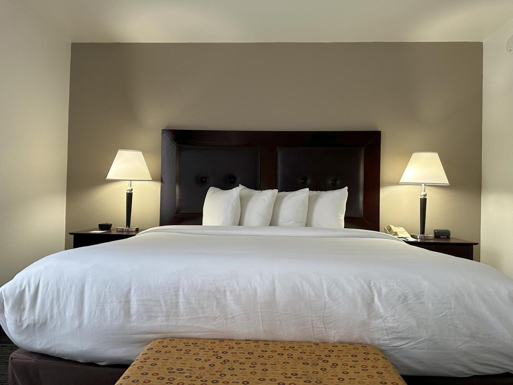 Quality Inn & Suites Everett Ngoại thất bức ảnh